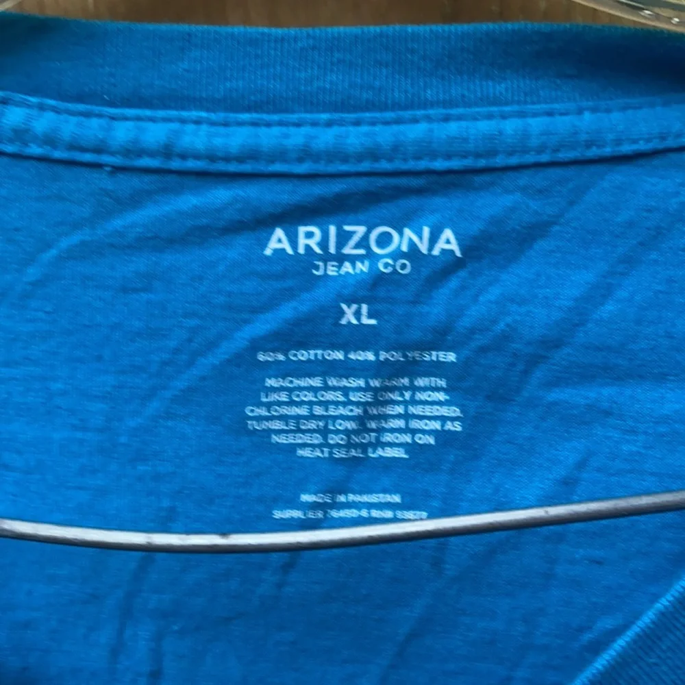 Arizona Jean Co blue tee sz XL - Picture 2 of 3